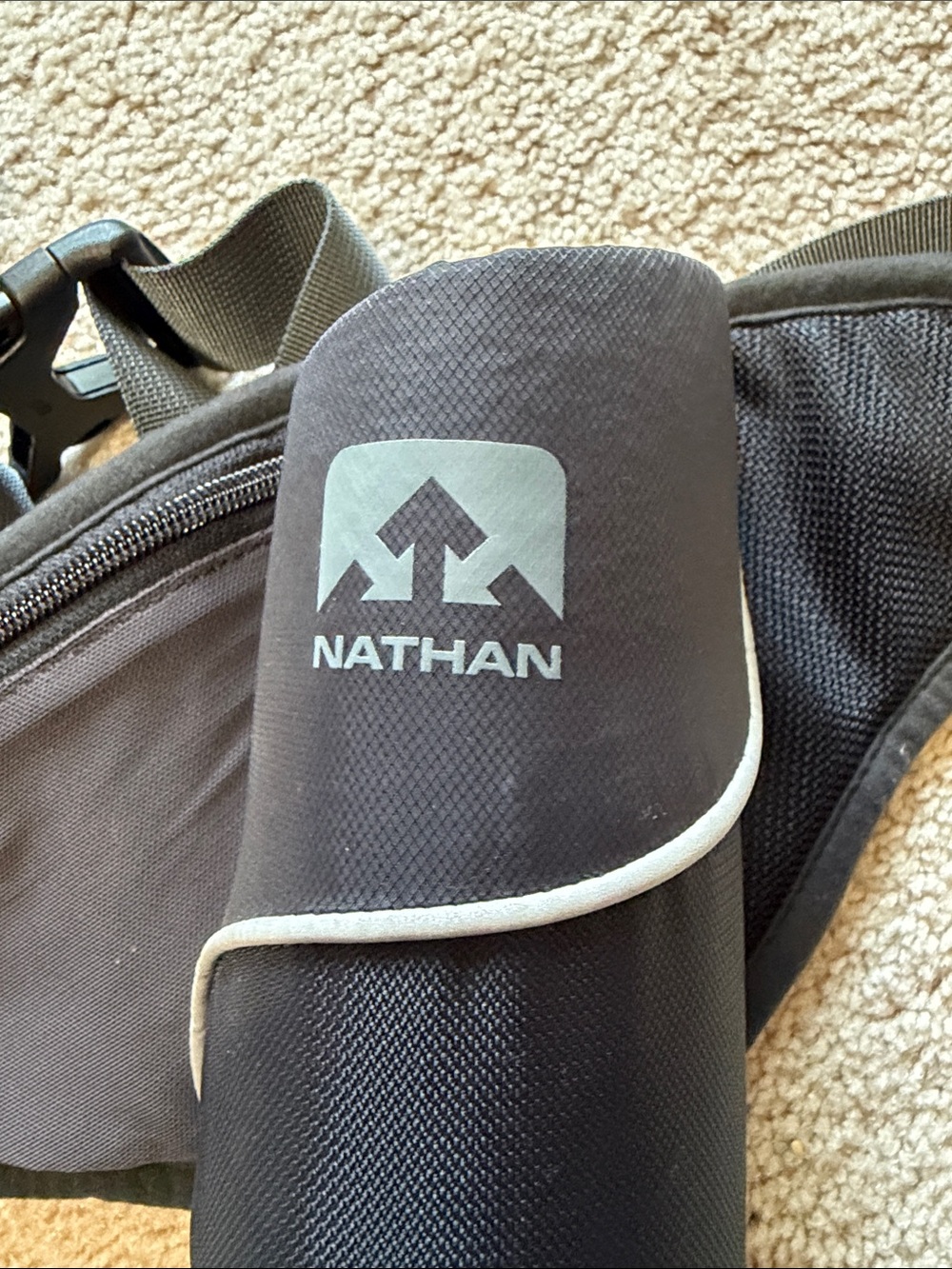 Nathan Hydration Black and Gray Waist Pack with Bottle Pouch. Unisex. - Picture 2 of 3
